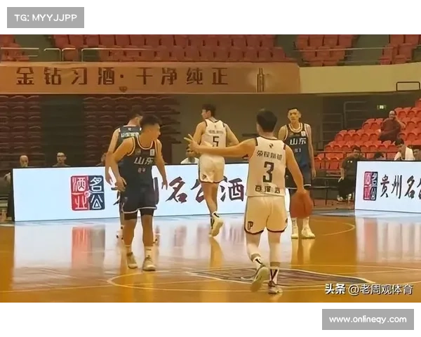 山东男篮七人得分上双大胜江苏展现强大团队实力